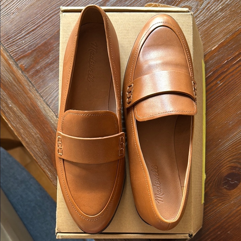 Madwell Women’s Brown Loafers